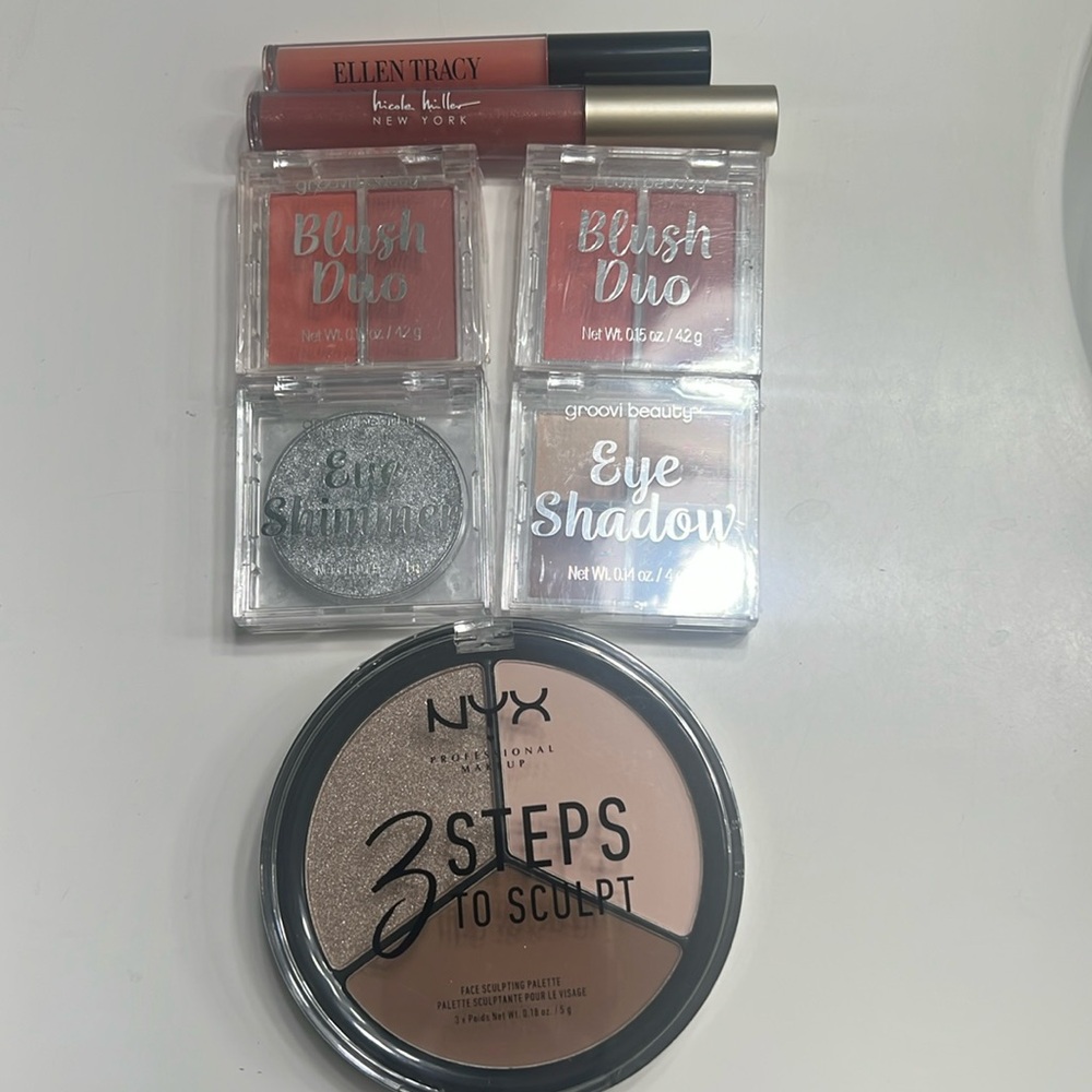 Lot of Makeup 7 PCS  NYX, GROOVI BEAUTY, NICOLE MILLER, ELLEN TRACY - NEW